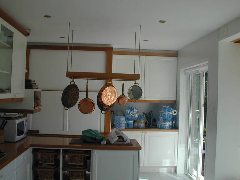 Imagem mostra ambiente interno da propriedade de Cristina Kirchner em El Calafate, Argentina; ex-presidente está sendo investigada por corrupção