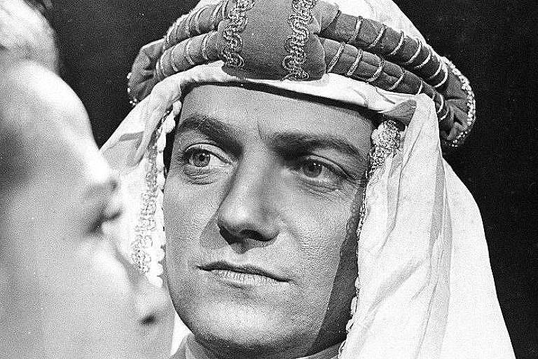 Henrique Martins em cena da novela "O Sheik de Agadir", de 1966