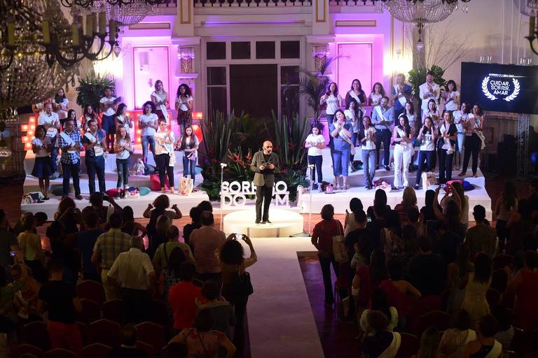 Fábio Bibancos, fundador da Turma do Bem, palestra no Congresso Sorriso do Bem, evento que reúne cerca de 400 dentistas voluntários, é realizado pela ONG e passa a fazer parte da programação do FIIS (Festival de Inovação e Impacto Social)