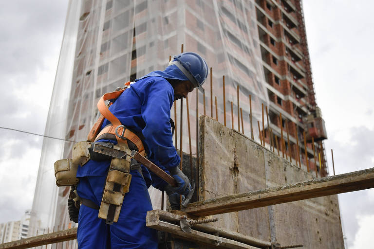 Setor de construção de obras imobiliárias cresce 10,4% de janeiro a novembro de 2019