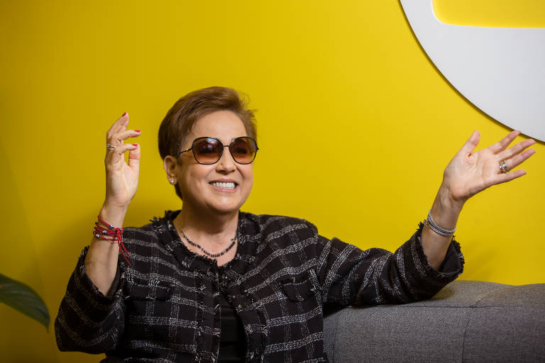 A atriz Claudia Jimenez durante a entrevista para a coluna Mônica Bergamo realizada na sede da Globo, no Jardim Botânico, no Rio, em agosto de 2018