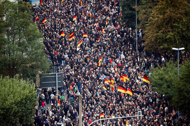Protestos pró e antifascistas na Alemanha