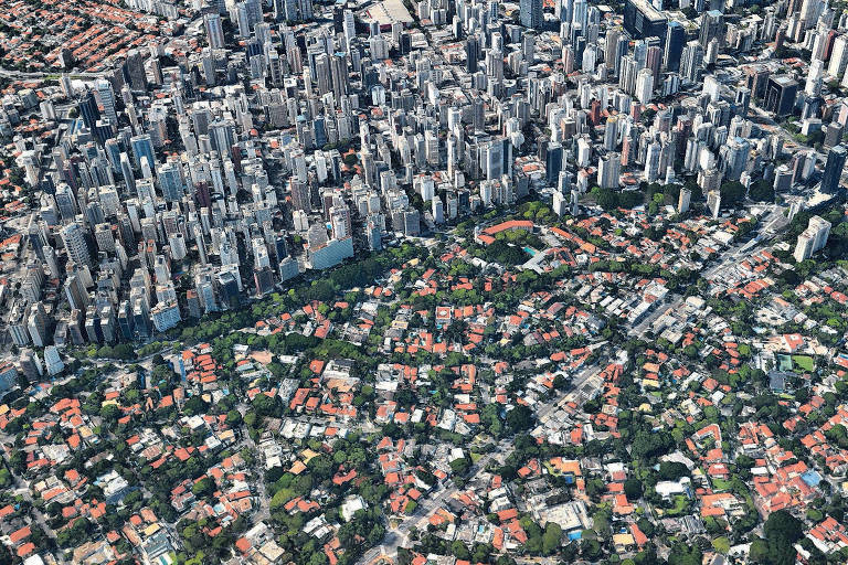 Arquitetos pedem que Justiça barre revisão da lei de zoneamento em São Paulo