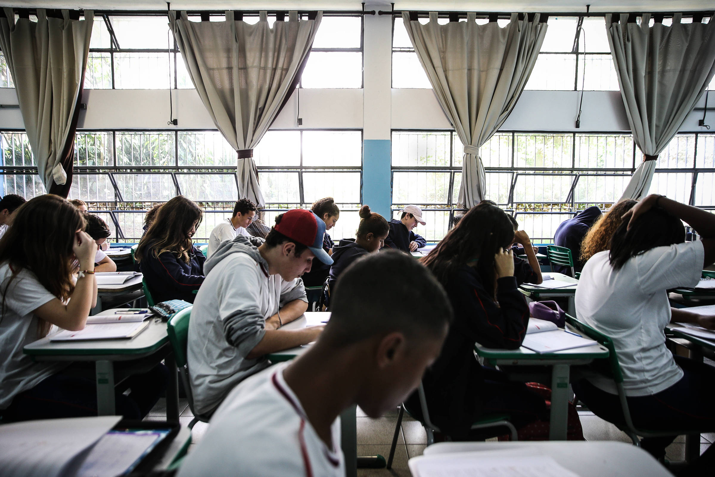 Ministério Anuncia R$ 400 Milhões Para Implementar Novo Ensino Médio ...