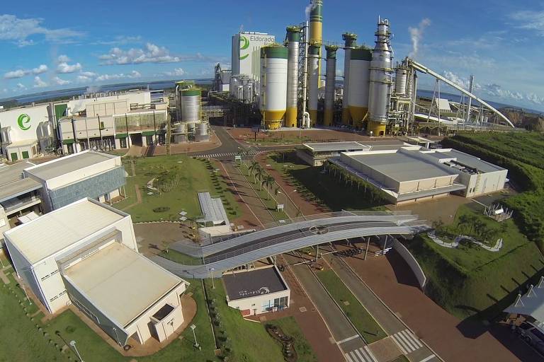 Fábrica da Eldorado em Três Lagoas (Mato Grosso do Sul); controle é disputado entre J&F e Paper Excellence