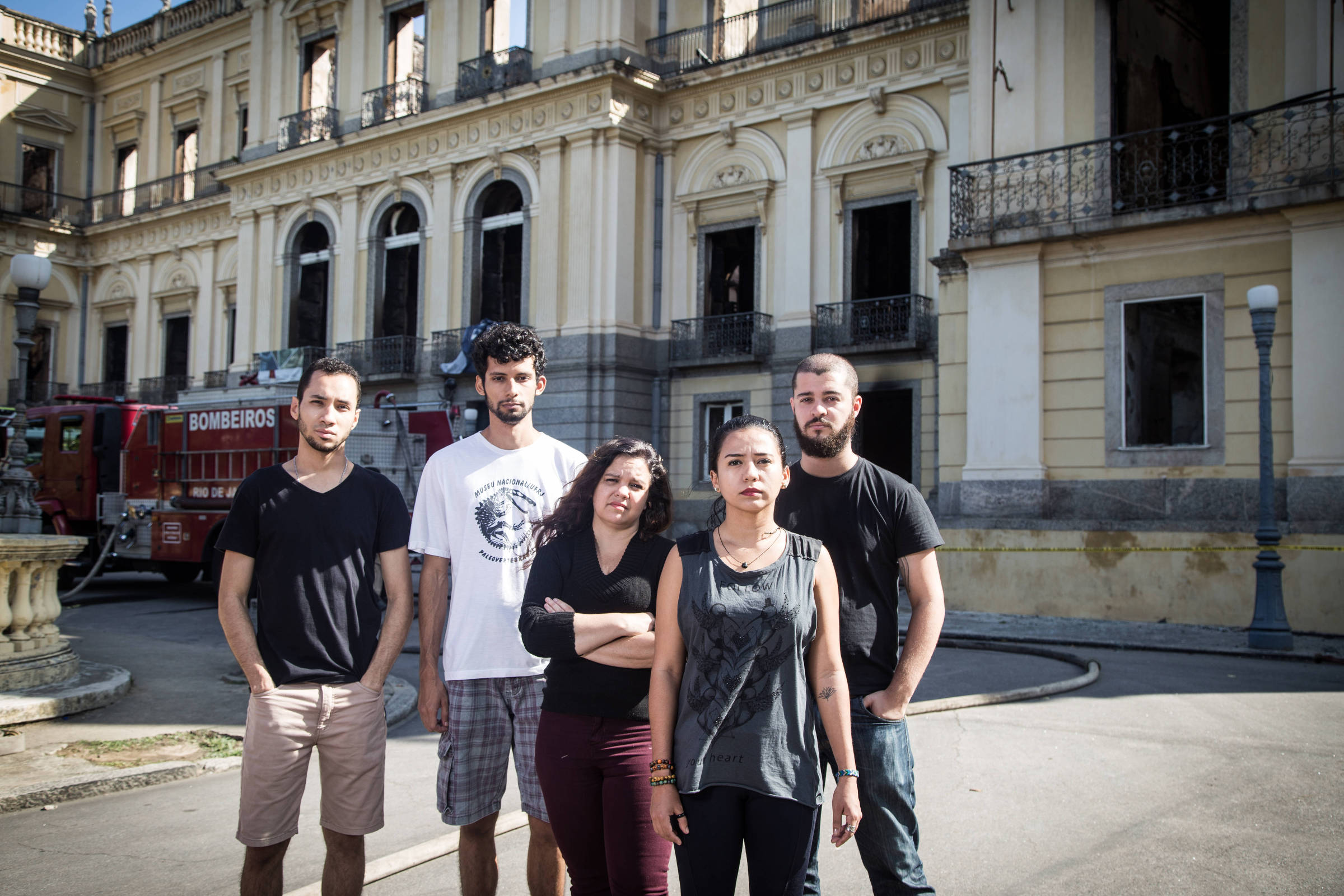 Exposição sobre Museu Nacional tem peça refeita por estudante