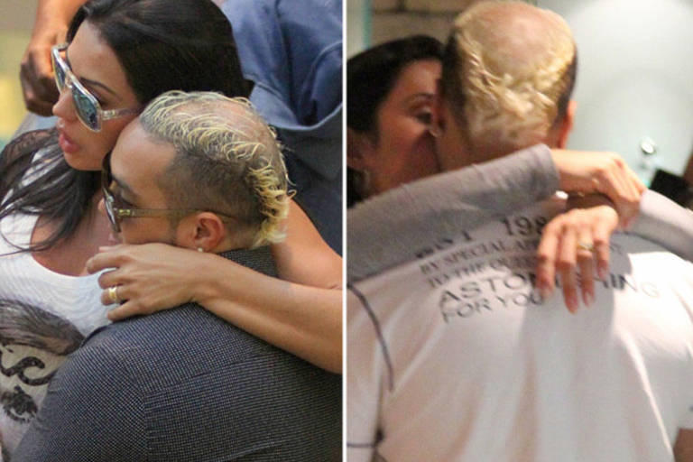 Belo sempre sofreu com a queda de cabelo. Durante um bom tempo, o cantor só andava de boné.