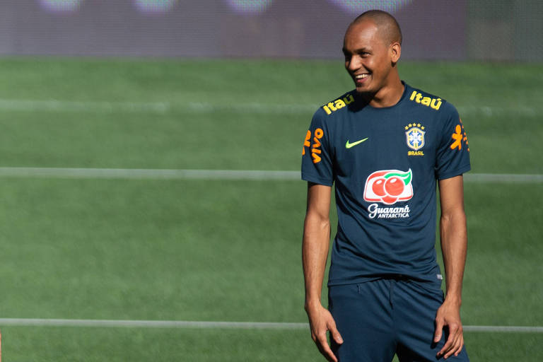 O volante e lateral Fabinho, do Liverpool (ING), durante treino da seleção brasileira nos Estados Unidos