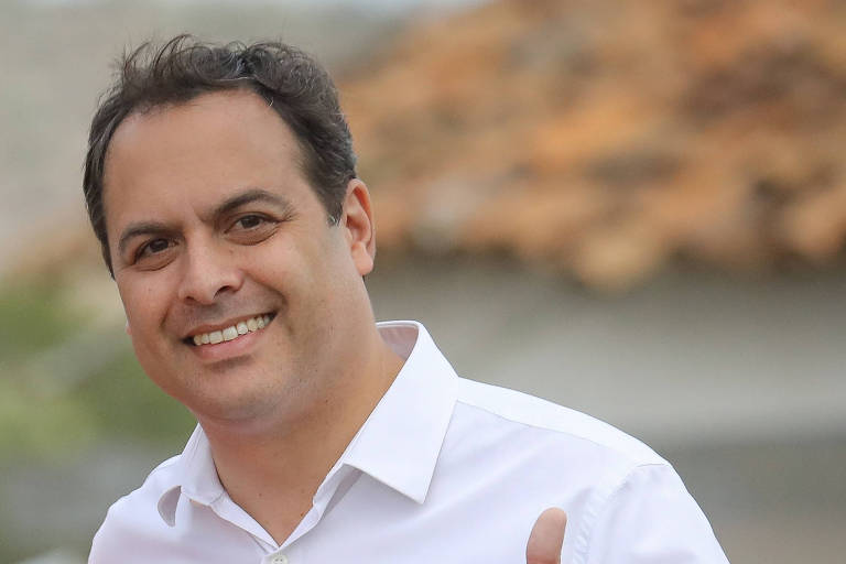 Paulo Câmara (PSB) amplia vantagem em Pernambuco, aponta Datafolha