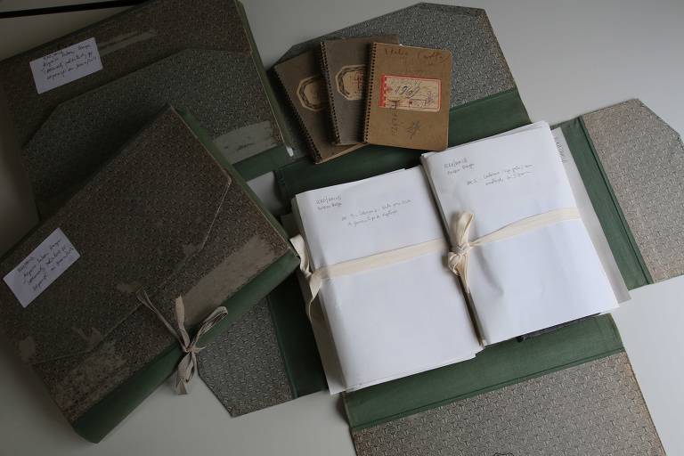 Parte do acervo do cronista Rubem Braga, que está guardado na FCRB