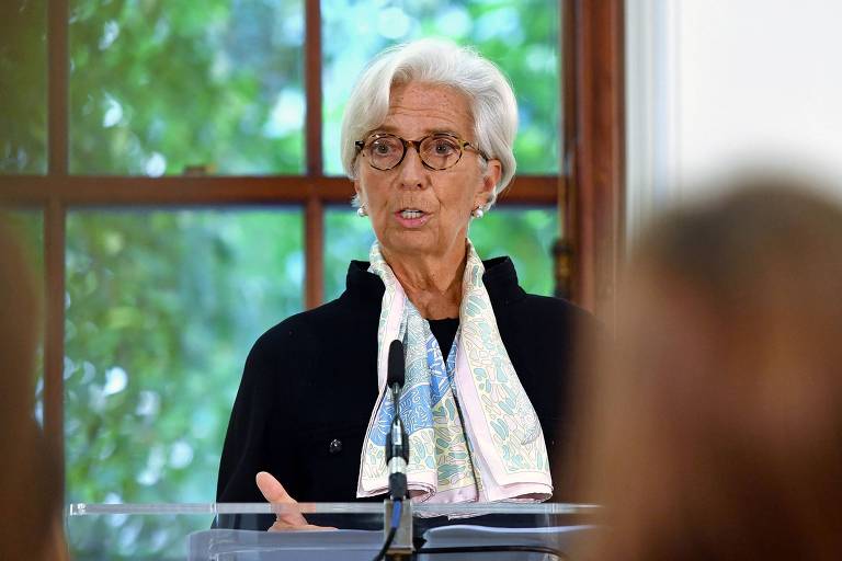 Christine Lagarde, diretora do FMI, durante o evento em Londres nesta segunda (17) 