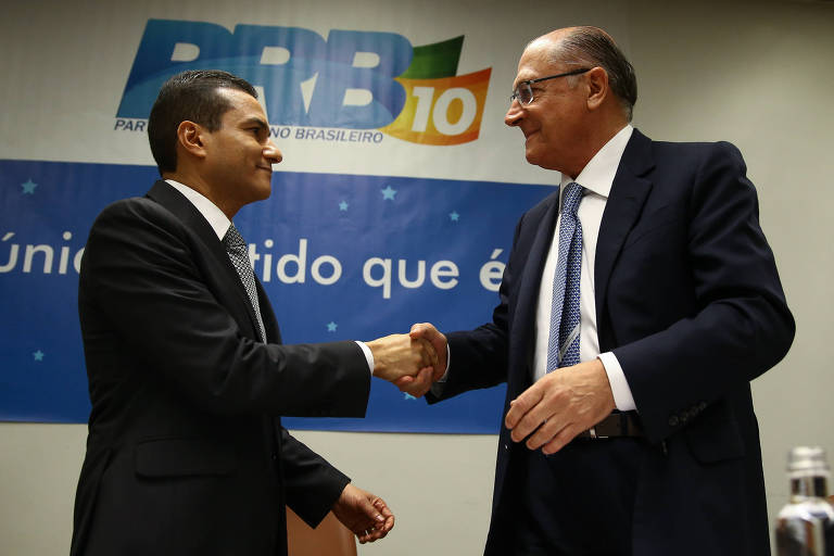 ConvenÃ§Ã£o Nacional do PRB confirma o apoio Ã  candidatura de Geraldo Alckmin (PSDB) Ã  PresidÃªncia da RepÃºblica. Alckmin e o presidente do PRB, Marcos Pereira