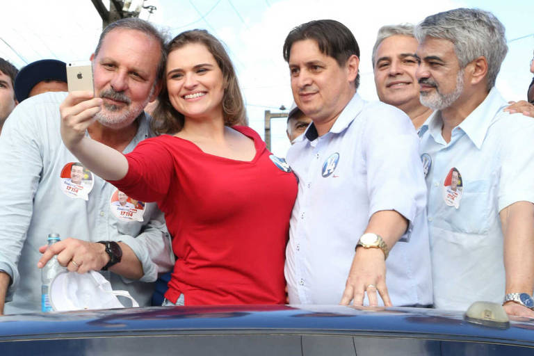 Marília Arraes com Armando Monteiro e Humberto Costa, em carreata em 2014, na cidade de Escada