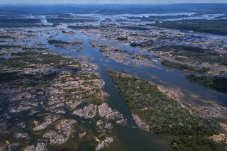 Volta Grande do Xingu, trecho do rio que terá redução na vazão com o acionamento de mais turbinas