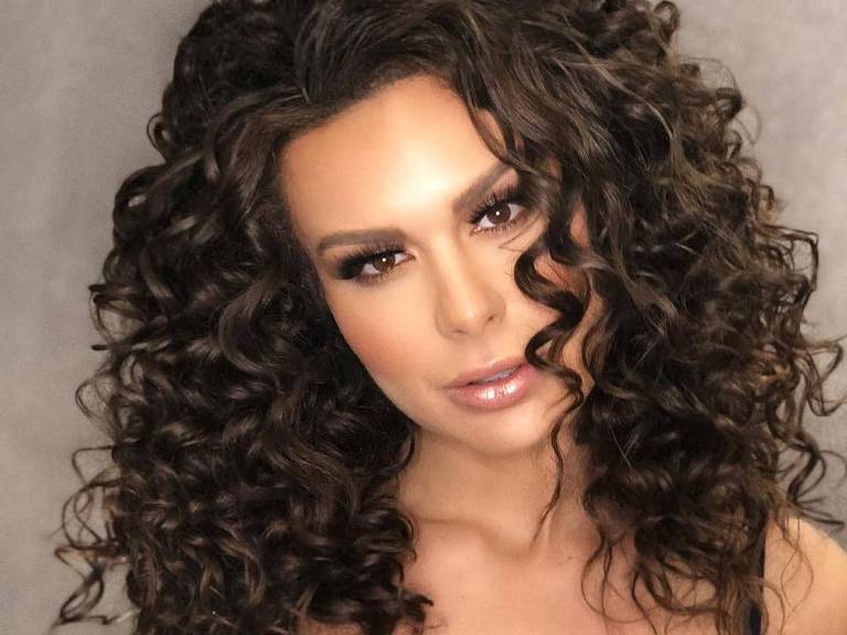 A modelo Fernanda Lacerda, a Mendigata