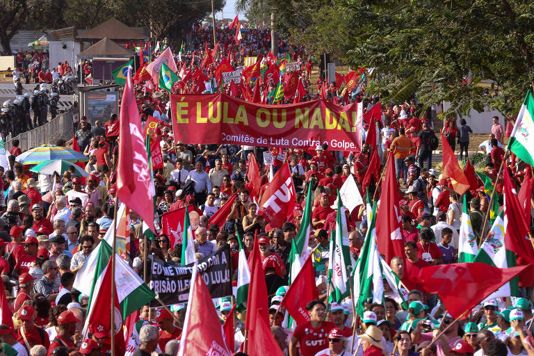 Marcha nacional Lula Livre, em Brasília

