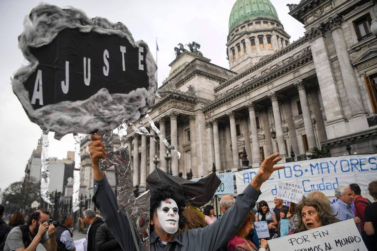 Protesto na semana passada em Buenos Aires contra o FMI; novas manifestações estão marcadas para esta segunda (24) 