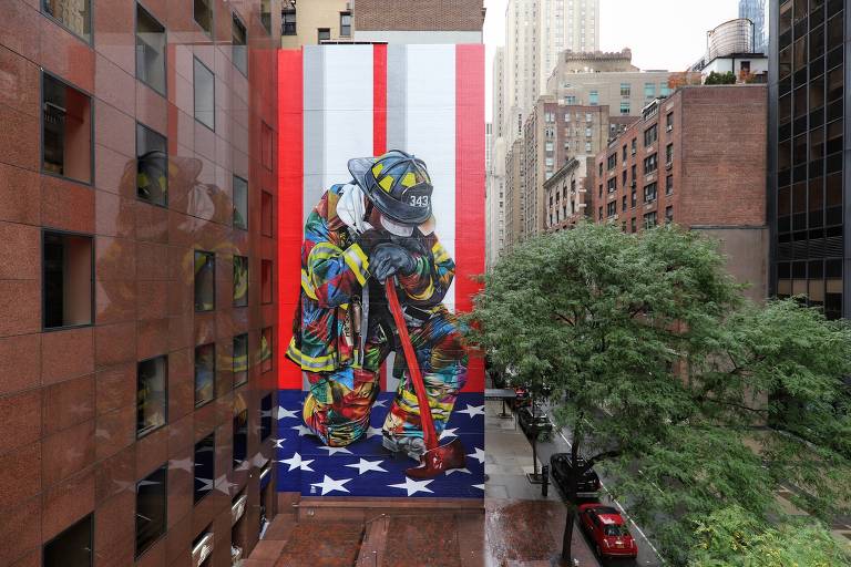 Mural do artista Kobra em homenagem às vítimas do 11 de Setembro, em Nova York
