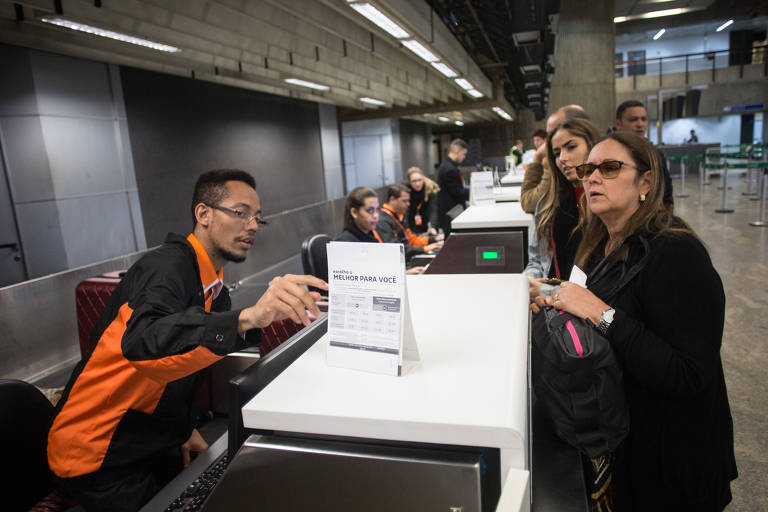 2017 - Tem início a cobrança de bagagem em voos nacionais, reivindicação antiga das companhias aéreas e alvo de contestações por parte dos clientes e da Justiça