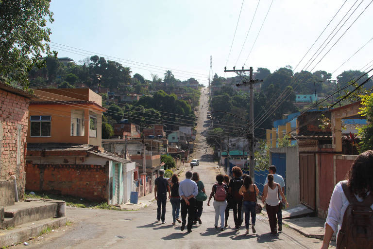 Moradores do Rio relatam violações de direitos pelas forças policiais