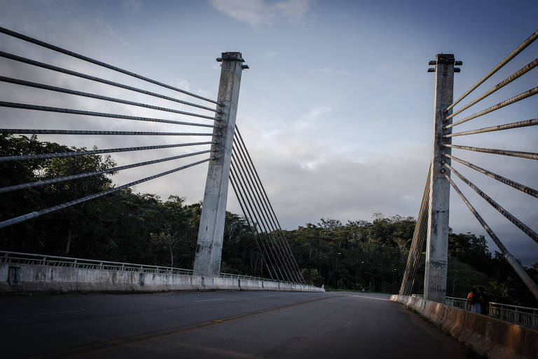 Ponte que liga o Peru ao Brasil, parte da Rodovia Interoceânica