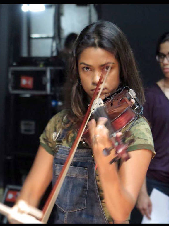 Jovens se perdem em trilha na 1ª série nacional de suspense da HBO Max -  16/09/2022 - Zapping - Cristina Padiglione - F5