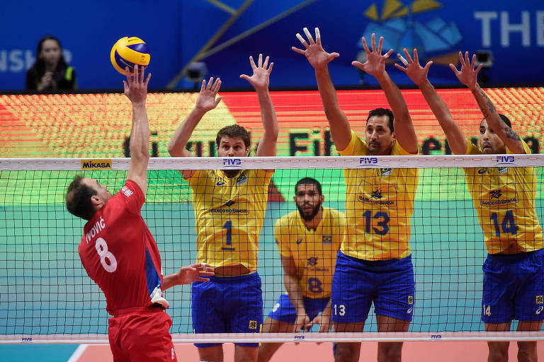 Mundial de Vôlei em Betim: Perugia vence por 3 sets a 0 e elimina o Vôlei  Renata