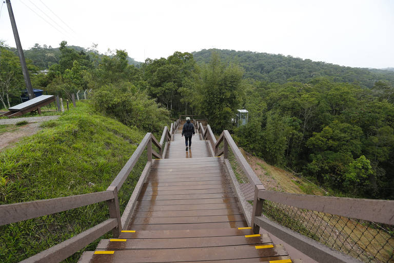 O Parque Ecológico Imigrantes, que quer facilitar o contato do visitante com parte da Mata Atlântica promovendo comportamentos sensoriais incomuns ao ambiente urbano