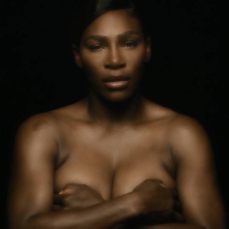 A tenista americana Serena Williams grava vídeo para campanha contra câncer de mama