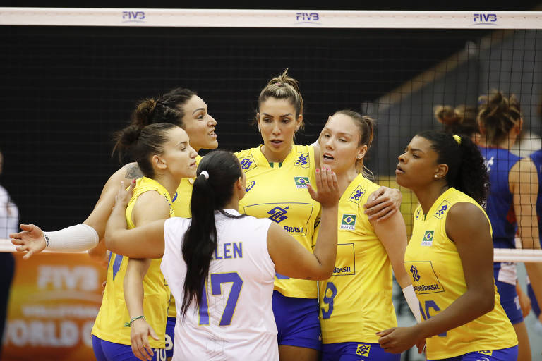 Brasil perde para Sérvia e é vice no Mundial de Vôlei Feminino