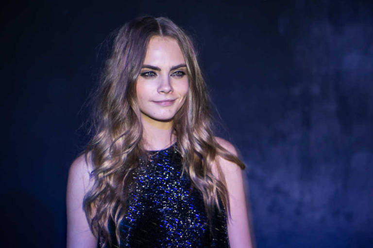 A modelo e atriz Cara Delevingne descreveu em sua conta no Instagram como Harvey Weinstein tentou beijá-la à força 