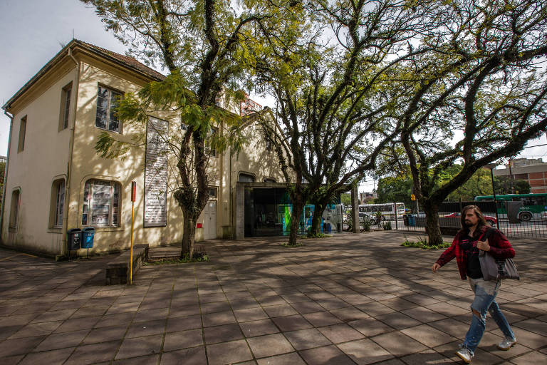 Universidade Federal do Rio Grande do Sul (UFRGS) é a terceira melhor universidade pública do país pelo Ranking Universitário Folha