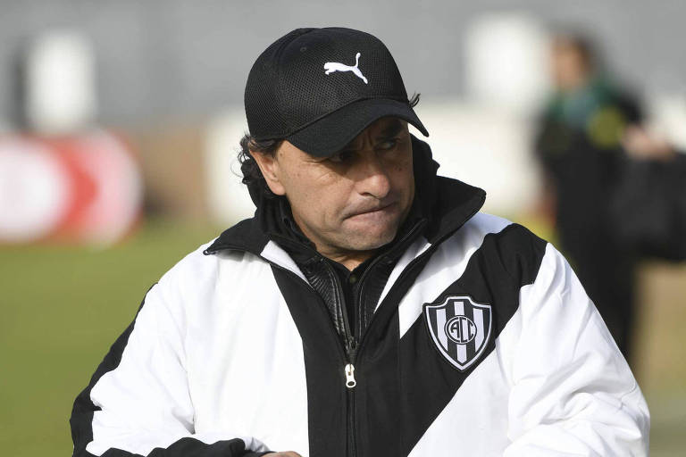 Gustavo Coleoni, técnico do Central Córdoba, uma das surpresas da Copa Argentina