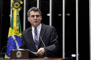 Senador Romero Jucá (PMDB-RR) diz que espera contar com a presença de todos os senadores para a votação da minirreforma eleitoral (PLS 441/2012), de sua autoria