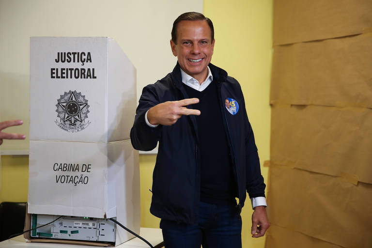 O candidato ao governo de São Paulo, João Doria (PSDB), durante votação