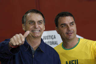 Jair Bolsonaro, Flavio Bolsonaro