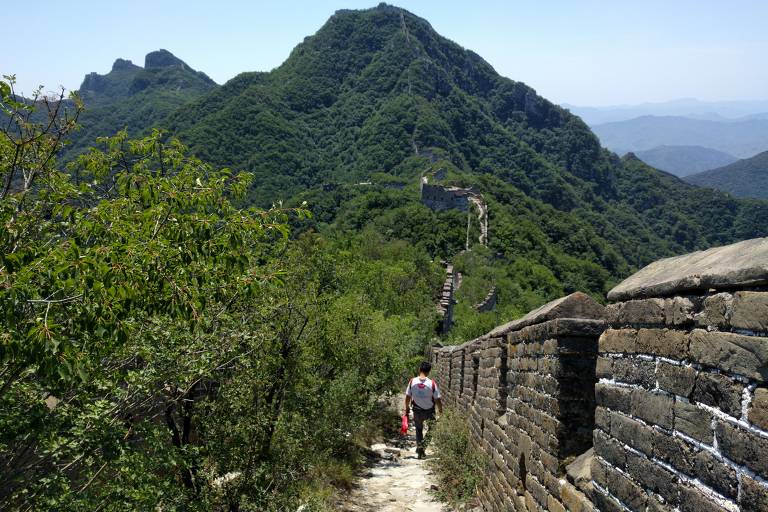 Passeio da operadora Beijing Hikers, no trecho de Jiankou, a duas horas de carro de Pequim, na China