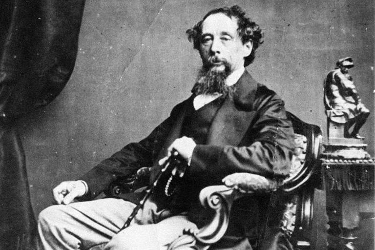 O escritor inglês Charles Dickens