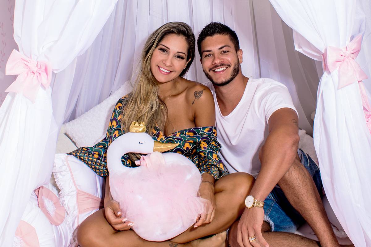 F5 Celebridades Mayra Cardi Termina Casamento Com Arthur Aguiar Estou Neste Mundo Para Ser Feliz 03 05