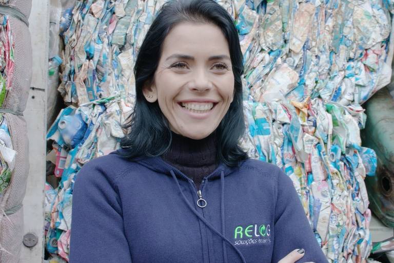 Aline, da Relog, empresa que atua na logística de material reciclável