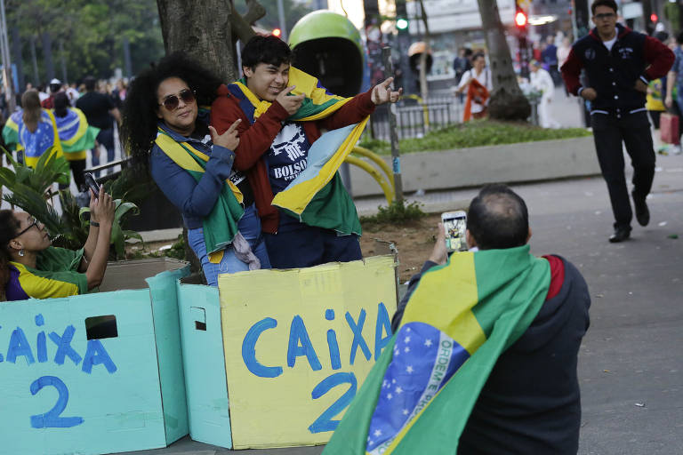 Manifestação favorável a Jair Bolsonaro na avenida Paulista, em São Paulo