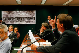 Bolsonaro em reunião da Câmara dos Deputados para discutir relatório da CNV