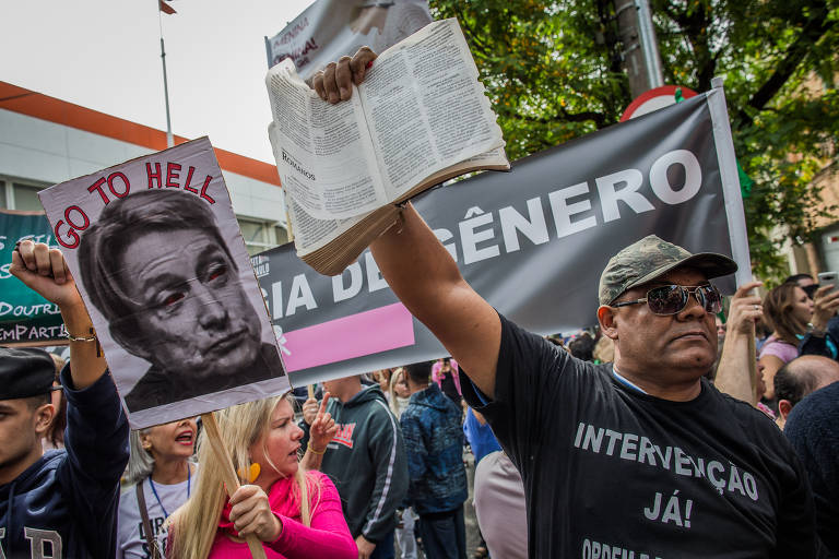 Protesto contra o seminário
