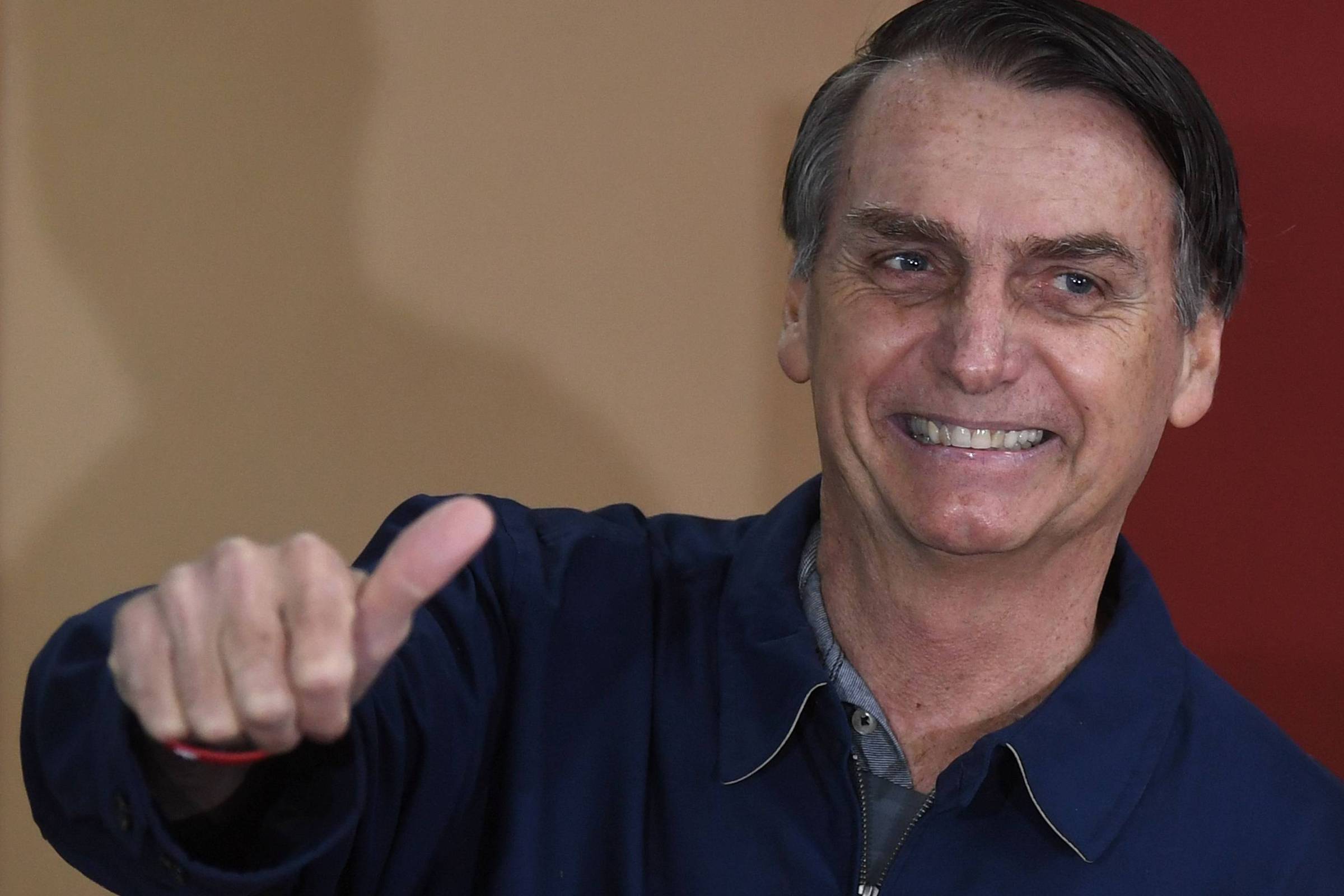 Bolsonaro cancela entrevista a rádio mineira antes de ir a BH