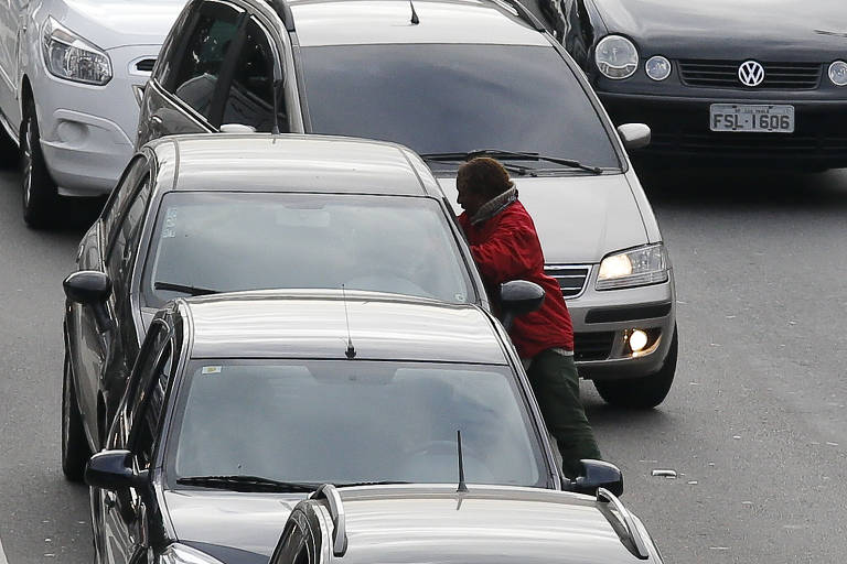 Tentativas De Assalto No Brasil Fotografia Folha De S Paulo