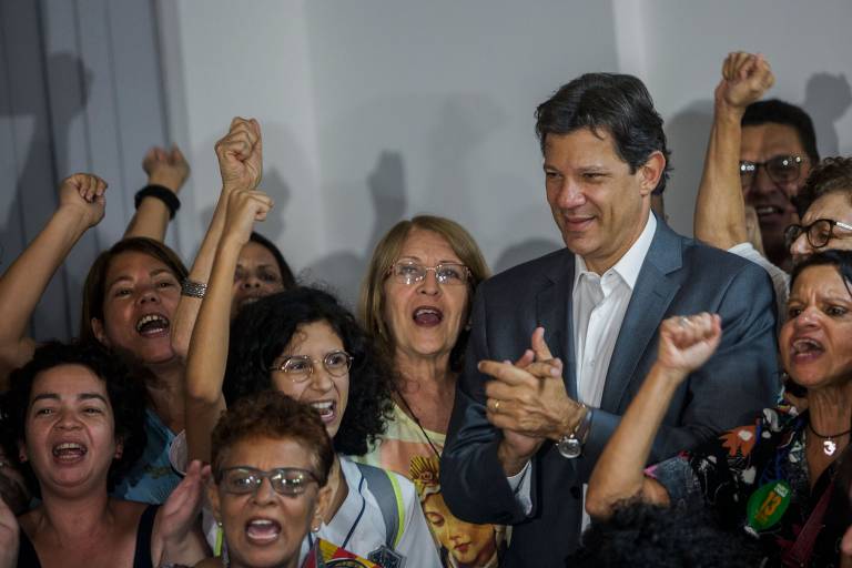 Fernando Haddad (PT) durante visita a Arquidiocese do Rio de Janeiro