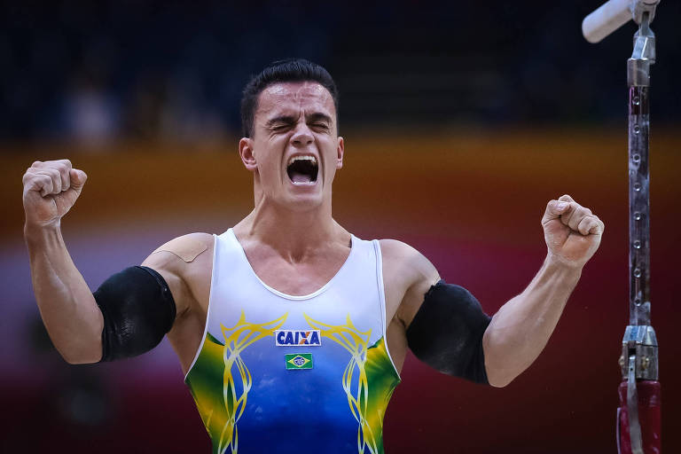 Caio Souza garantiu vaga nas finais de salto e individual geral no Mundial de Doha, no Qatar