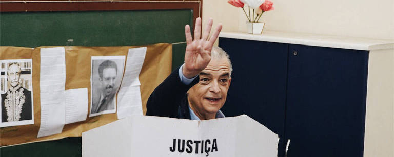 Marcio França, então candidato ao governo do estado de São Paulo pelo PSB, votando na Escola Estadual Professora Ludovina Credidio Peixoto, em 2018