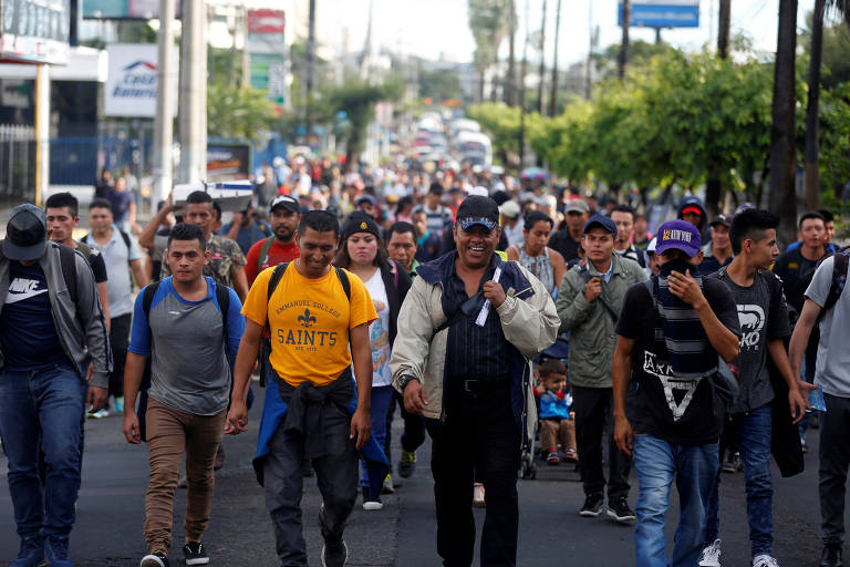 Terceira caravana de migrantes parte em dire o aos Estados Unidos