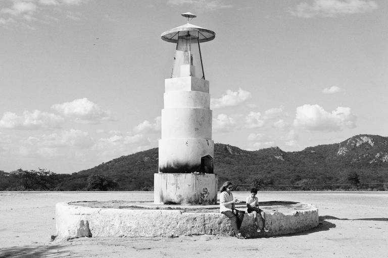 Fernanda Montenegro e Vinicius de Oliveira no set de 'Central do Brasil', de Walter Salles, em foto  feita pelo diretor de fotografia Walter Carvalho